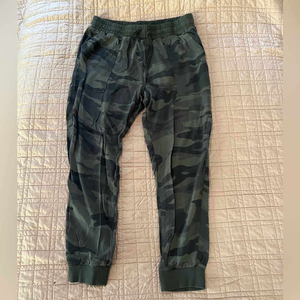 Splendid Joggers
